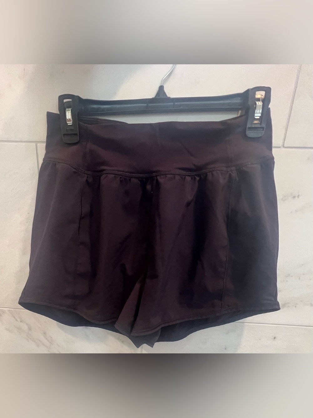 Lululemon Speed Up Shorts  in Dark Plum